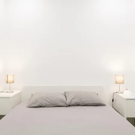 Modern Cozy In Lisbon