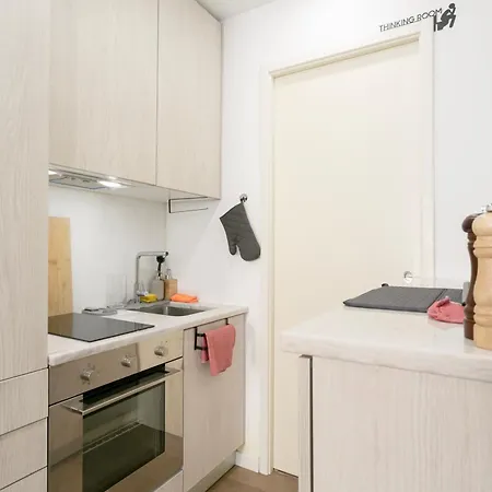 Apartment Modern Cozy In
