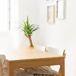 Modern Cozy In * Lisbon